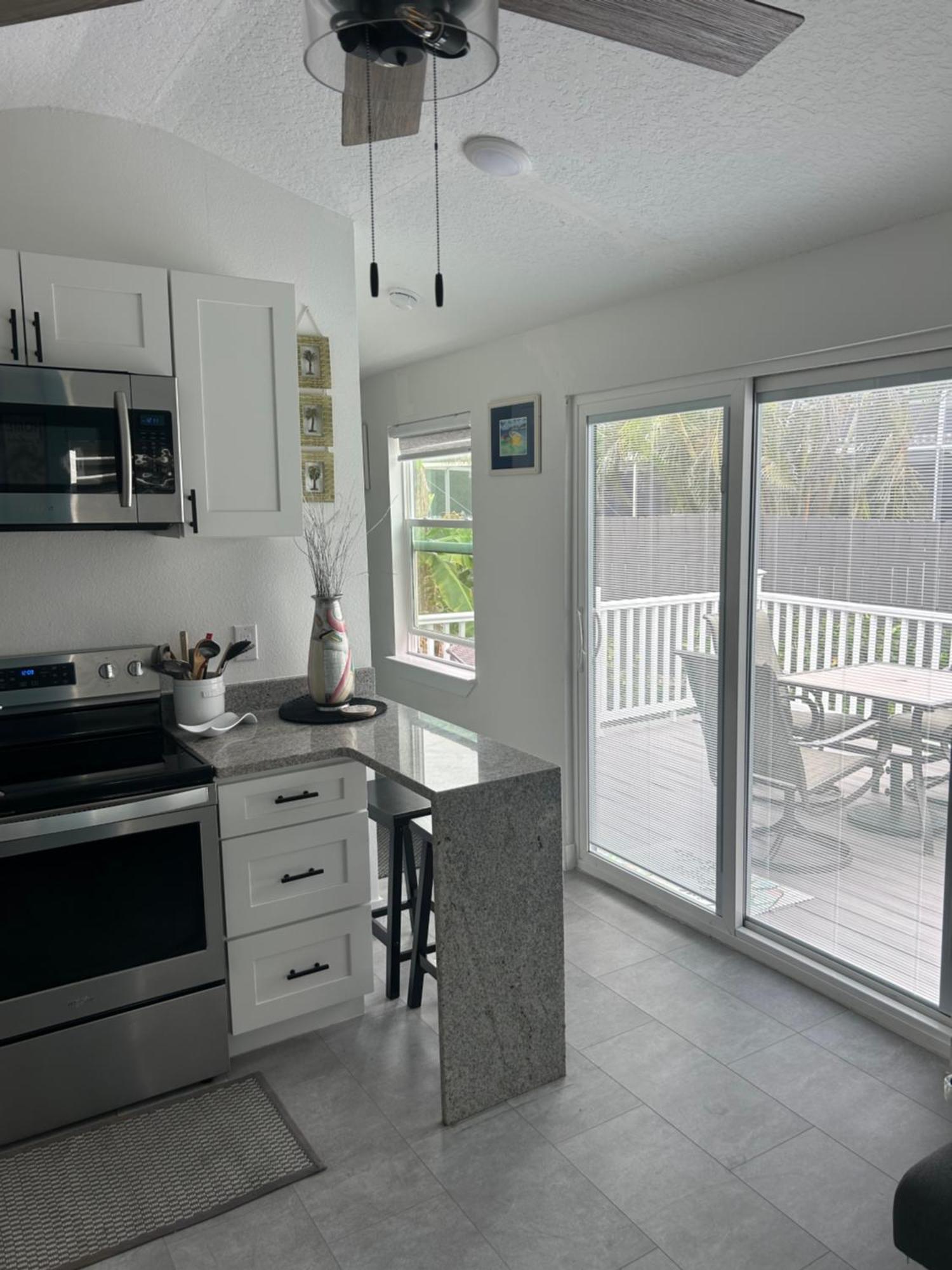 Perfect Getaway-Lovely Cottage House- Near Beaches Nokomis Exteriér fotografie